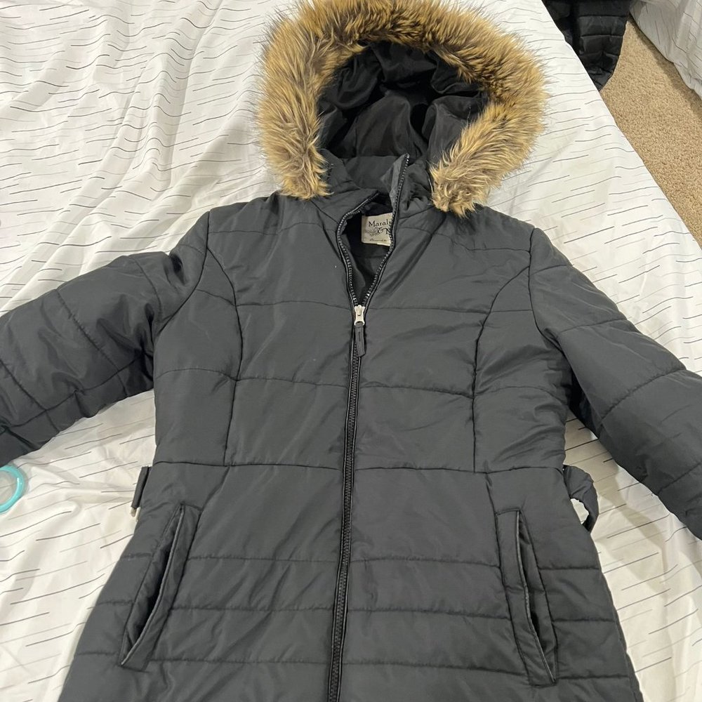 Hooded Puffer Coat/ Snow jacket